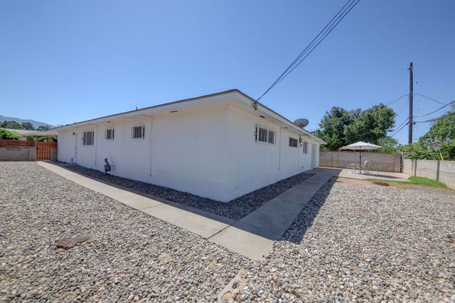 2929 Espanola Street NE, Albuquerque, NM 87110