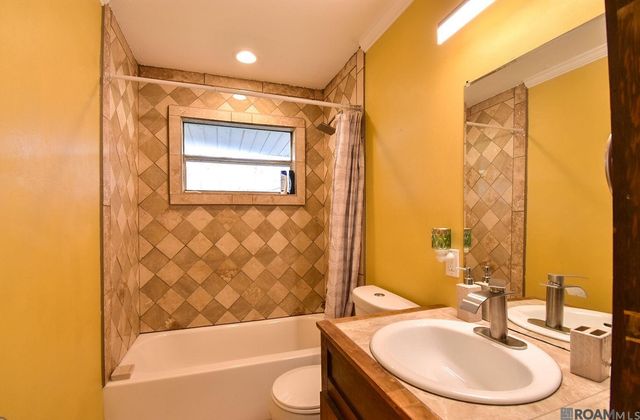303 N Montz Avenue, Gramercy, LA 70052