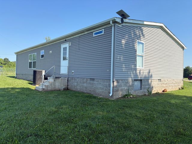 2455 Kentucky 2750, Crab Orchard, KY 40419