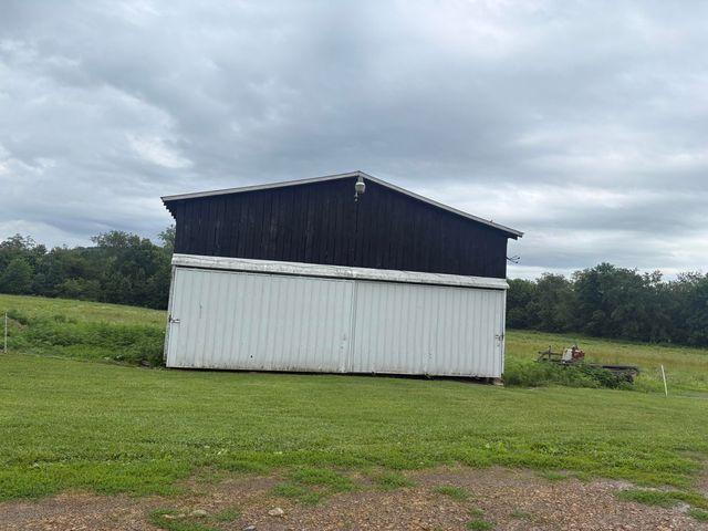2455 Kentucky 2750, Crab Orchard, KY 40419
