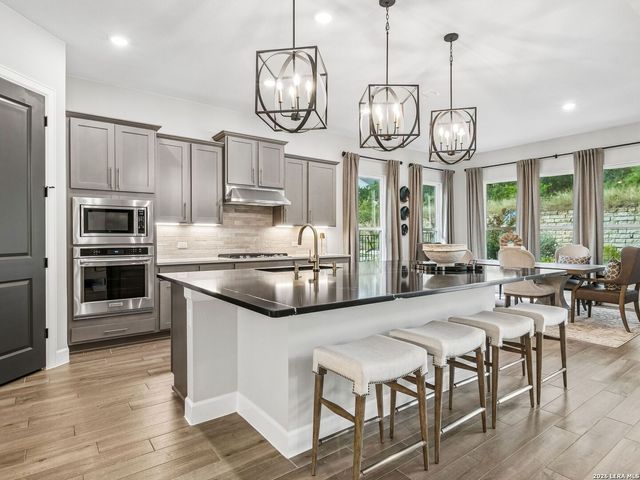 216 Sweeping Sage Ln, San Marcos, TX 78666