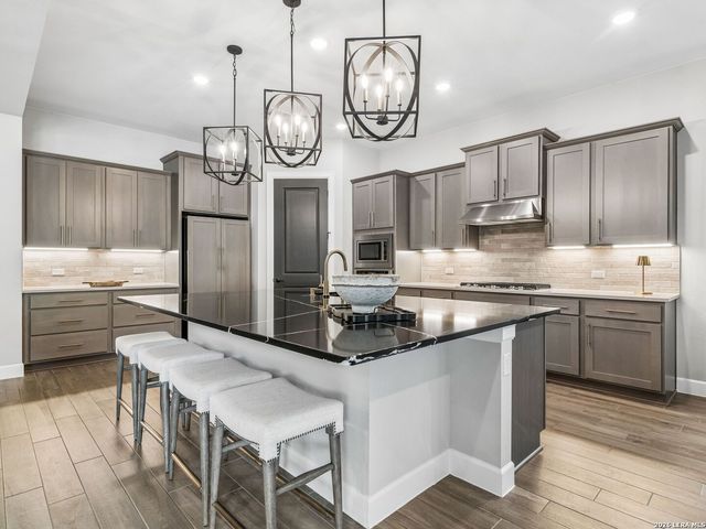 216 Sweeping Sage Ln, San Marcos, TX 78666