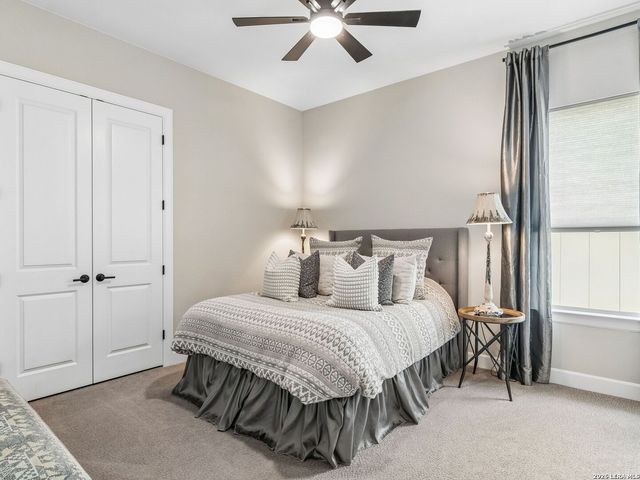 216 Sweeping Sage Ln, San Marcos, TX 78666