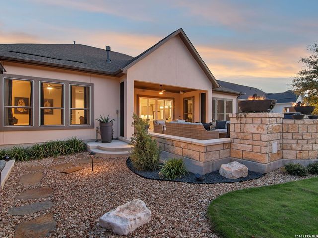 216 Sweeping Sage Ln, San Marcos, TX 78666