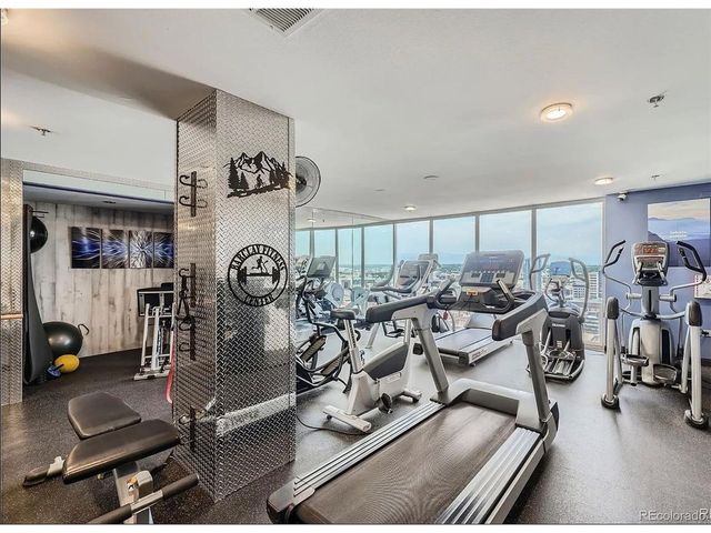 1625 Larimer St 3001, Denver, CO 80202