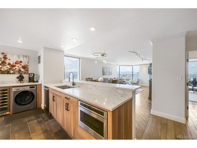 1625 Larimer St 3001, Denver, CO 80202