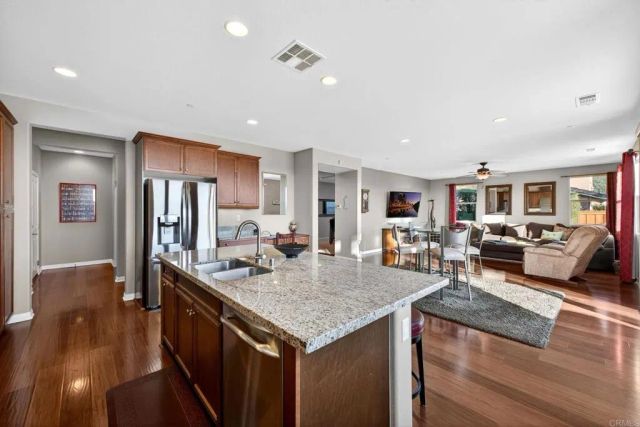 5276 Bella Vista St, Santee, CA 92071