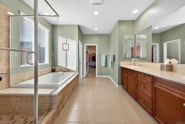 5276 Bella Vista St, Santee, CA 92071