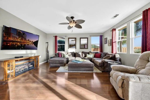 5276 Bella Vista St, Santee, CA 92071