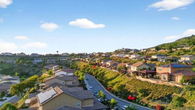 5276 Bella Vista St, Santee, CA 92071