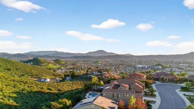 5276 Bella Vista St, Santee, CA 92071