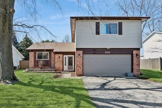 313 Thistle Drive, Bolingbrook, IL 60490