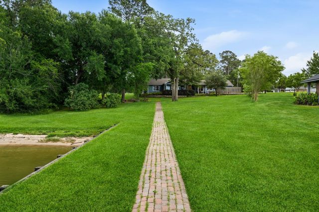 109 Branding Iron, Livingston, TX 77351