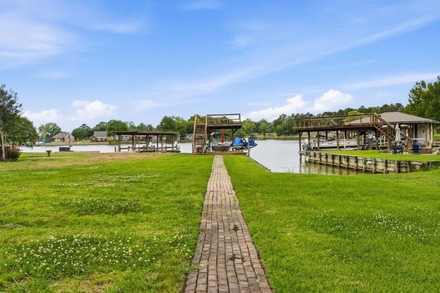 109 Branding Iron, Livingston, TX 77351
