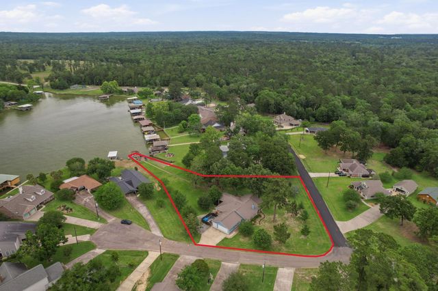 109 Branding Iron, Livingston, TX 77351