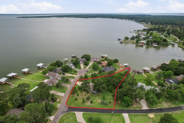 109 Branding Iron, Livingston, TX 77351