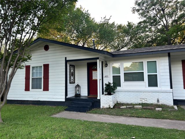 307 Terry Road, Hurst, TX 76053