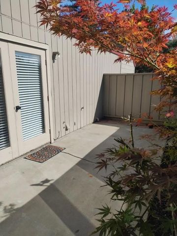 2701 Amberwood Lane, Santa Cruz, CA 95065