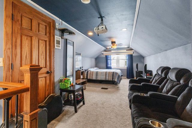 2331 S 61st STREET, West Allis, WI 53219