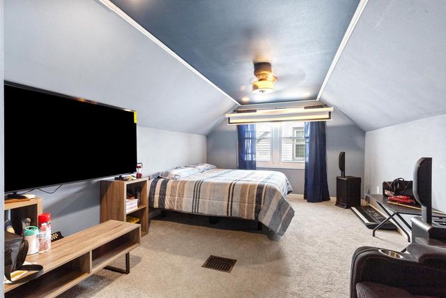 2331 S 61st STREET, West Allis, WI 53219