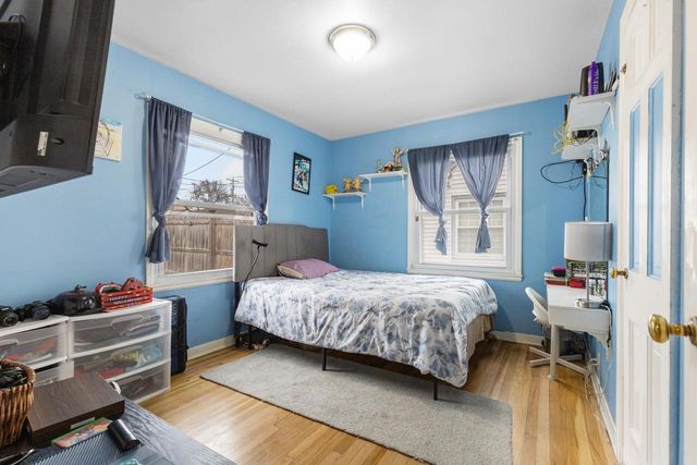 2331 S 61st STREET, West Allis, WI 53219