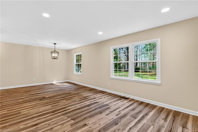 5404 Ropley Drive, Greensboro, NC 27455