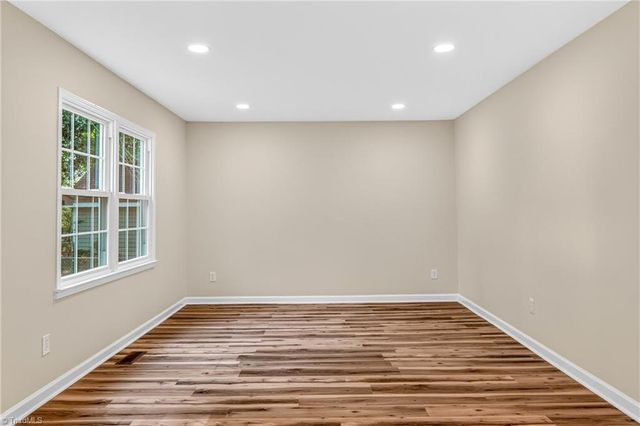 5404 Ropley Drive, Greensboro, NC 27455