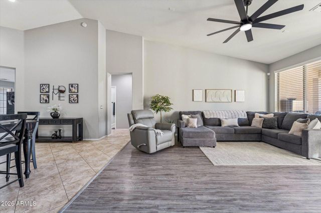 14325 W BANFF Lane, Surprise, AZ 85379