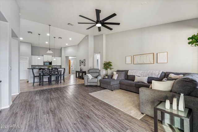 14325 W BANFF Lane, Surprise, AZ 85379