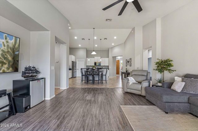 14325 W BANFF Lane, Surprise, AZ 85379