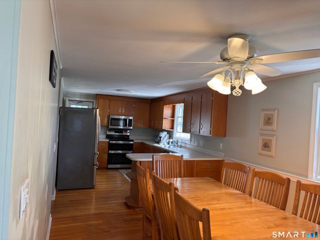 7 Nehantic Drive, East Lyme, CT 06357