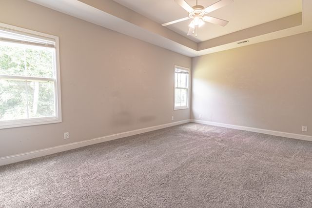 455 Kinslow Ct, Clarksville, TN 37040