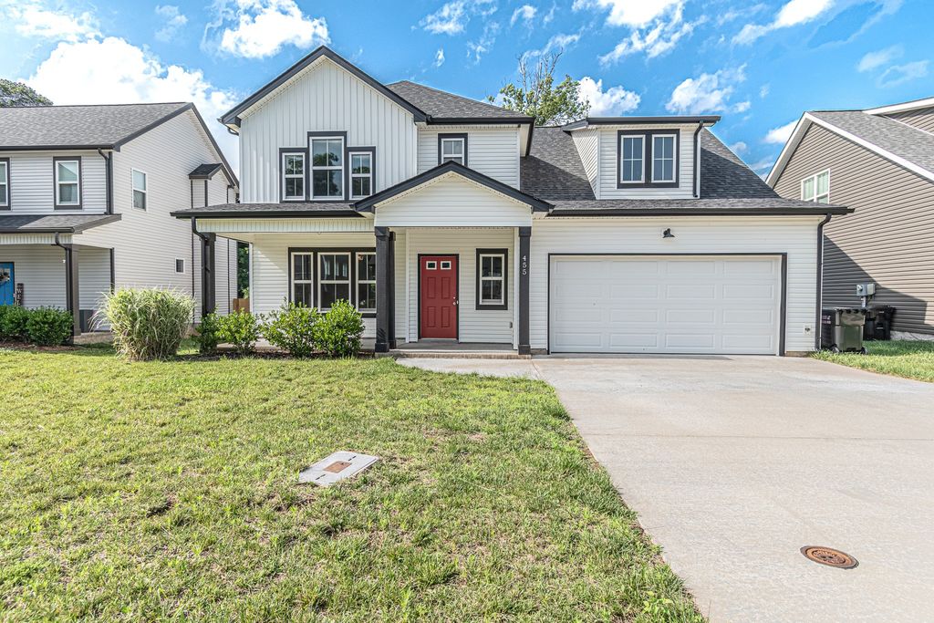 455 Kinslow Ct, Clarksville, TN 37040