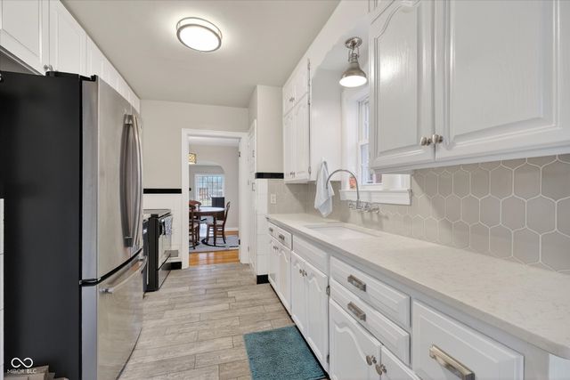 5428 E 10th Street, Indianapolis, IN 46219