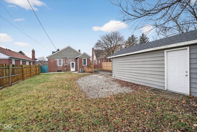 5428 E 10th Street, Indianapolis, IN 46219