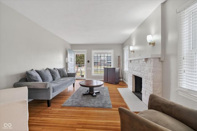 5428 E 10th Street, Indianapolis, IN 46219