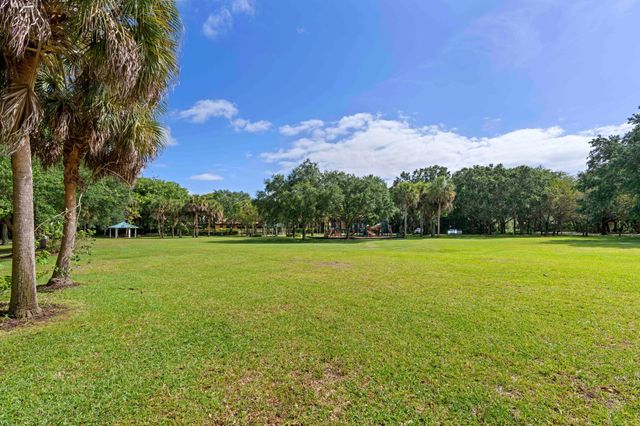 1428 W Wickham Circle A, Delray Beach, FL 33445