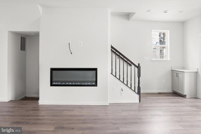 8226 LONGFORD RD, Millersville, MD 21108