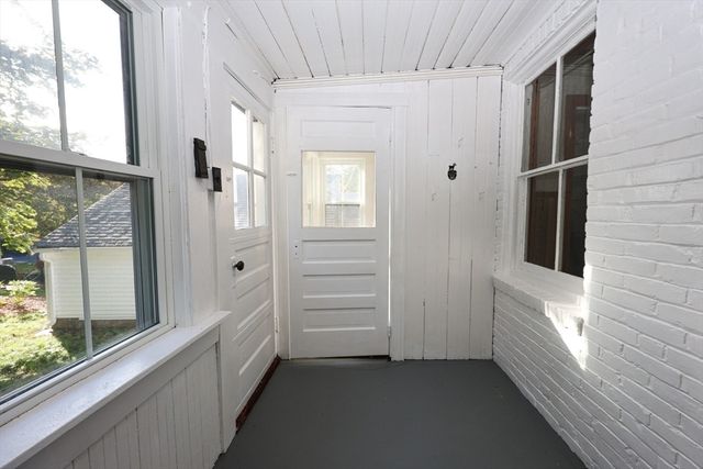 354 Pond St 354, Braintree, MA 02184