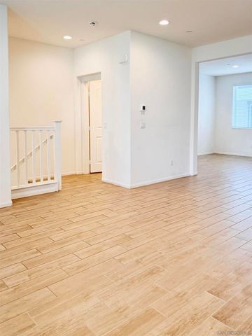 2451 Verano way, Vista, CA 92081