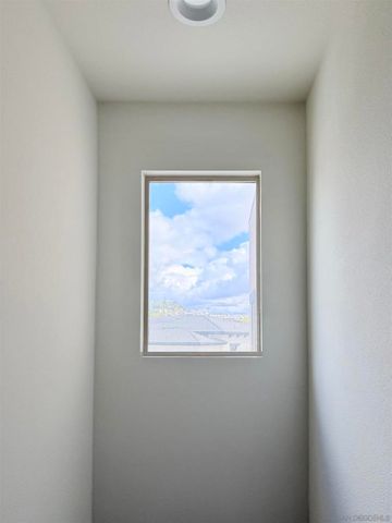 2451 Verano way, Vista, CA 92081