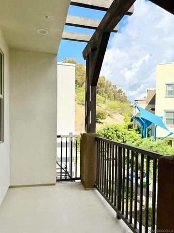 2451 Verano way, Vista, CA 92081