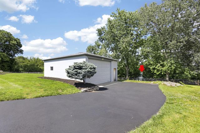 8323 Big Walnut Road, Westerville, OH 43082
