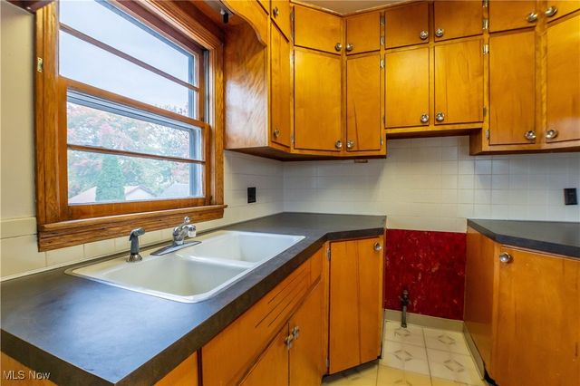 480 Wirth Avenue, Akron, OH 44312