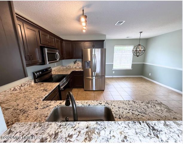 406 S Vaiden Ridge Drive, Hernando, MS 38632