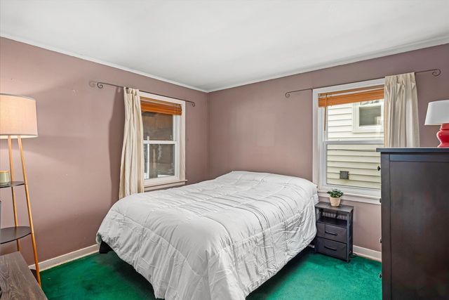 9546 Washington Avenue, Brookfield, IL 60513