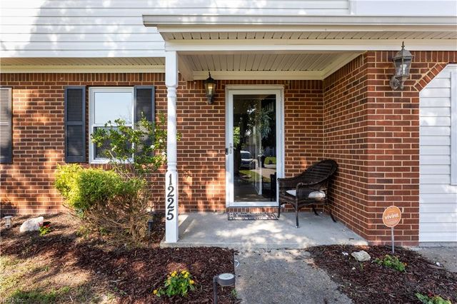 1225 Rockwood CT, Virginia Beach, VA 23464