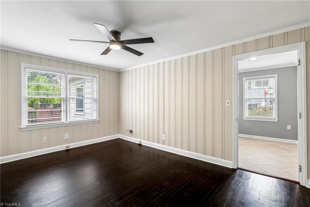 110 Mayflower Drive, Greensboro, NC 27403