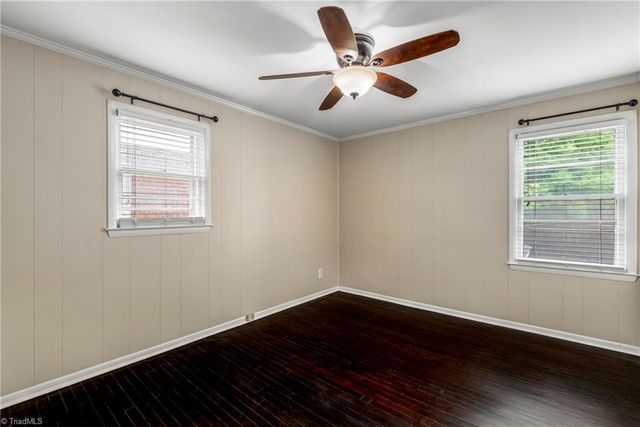 110 Mayflower Drive, Greensboro, NC 27403