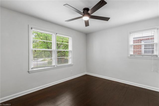 110 Mayflower Drive, Greensboro, NC 27403